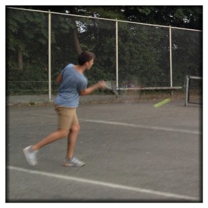 What's this? A little tennis? Yes!