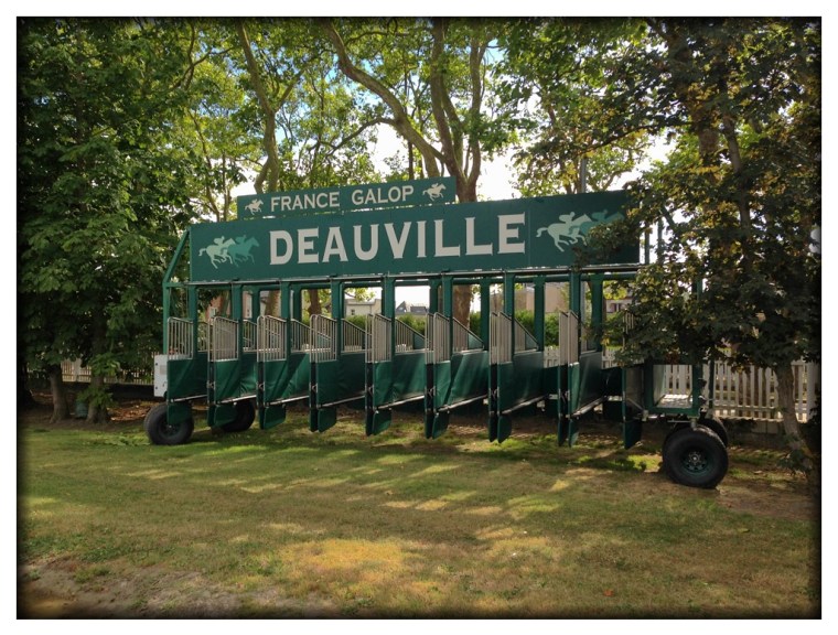 To me, this could be a postcard. We missed seeing the last race of the day by about an hour. 