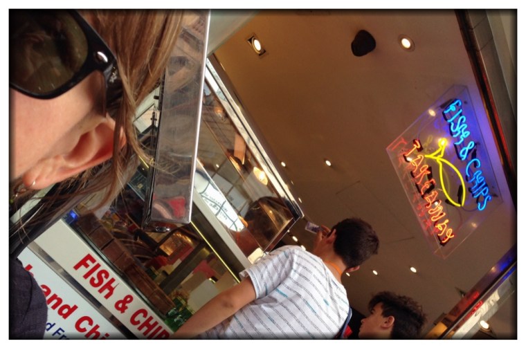 Fish 'n Chips for lunch (at Piccadilly Circus). 