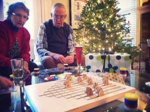 Horse Racing, a Beer & a Christmas Tree