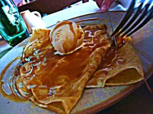 Salt Caramel Crêpe